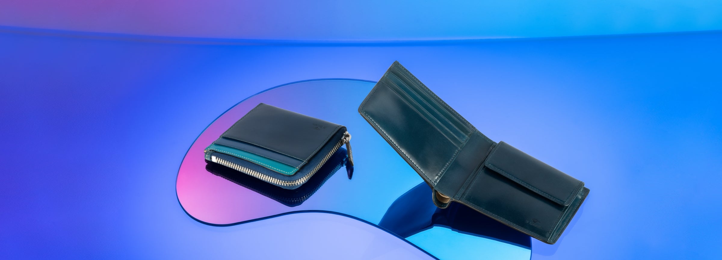 Bi-fold Wallets