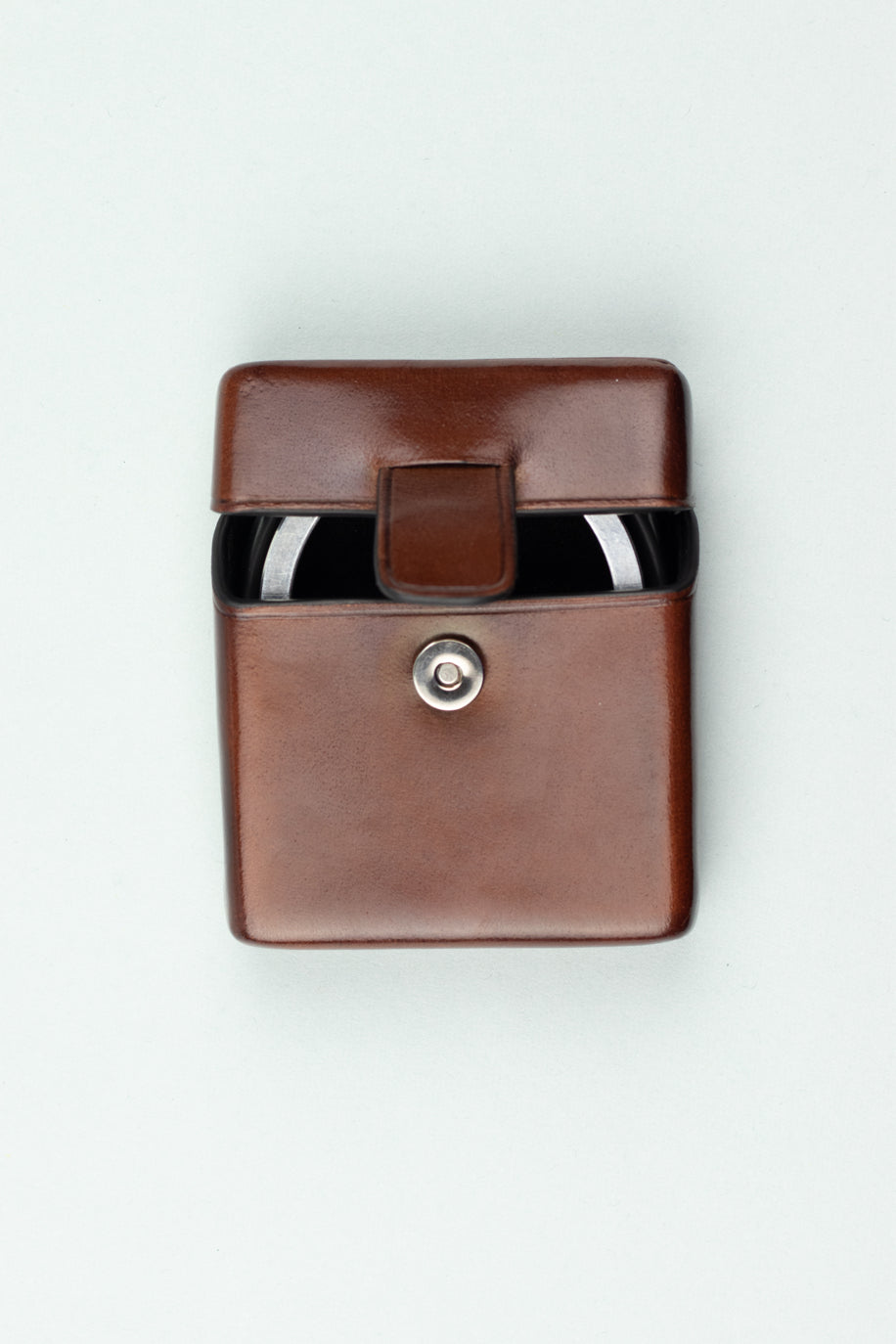 Lens Hood Case with snap closure